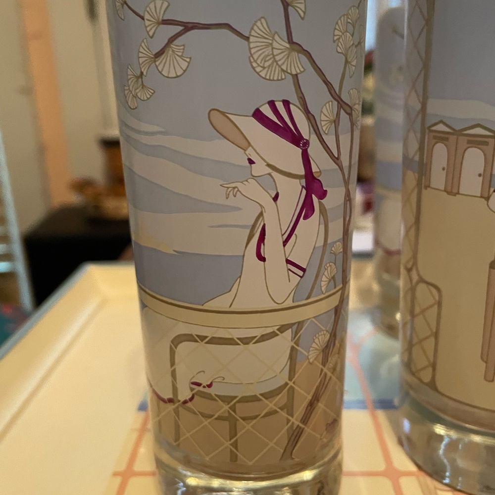 5 Vintage Glasses with Matching Tray.